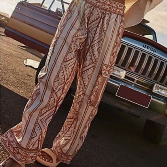 free people movement Pants - Free People Movement Visionary Printed Pants Elastic Waist Geo Print Ivory Rust